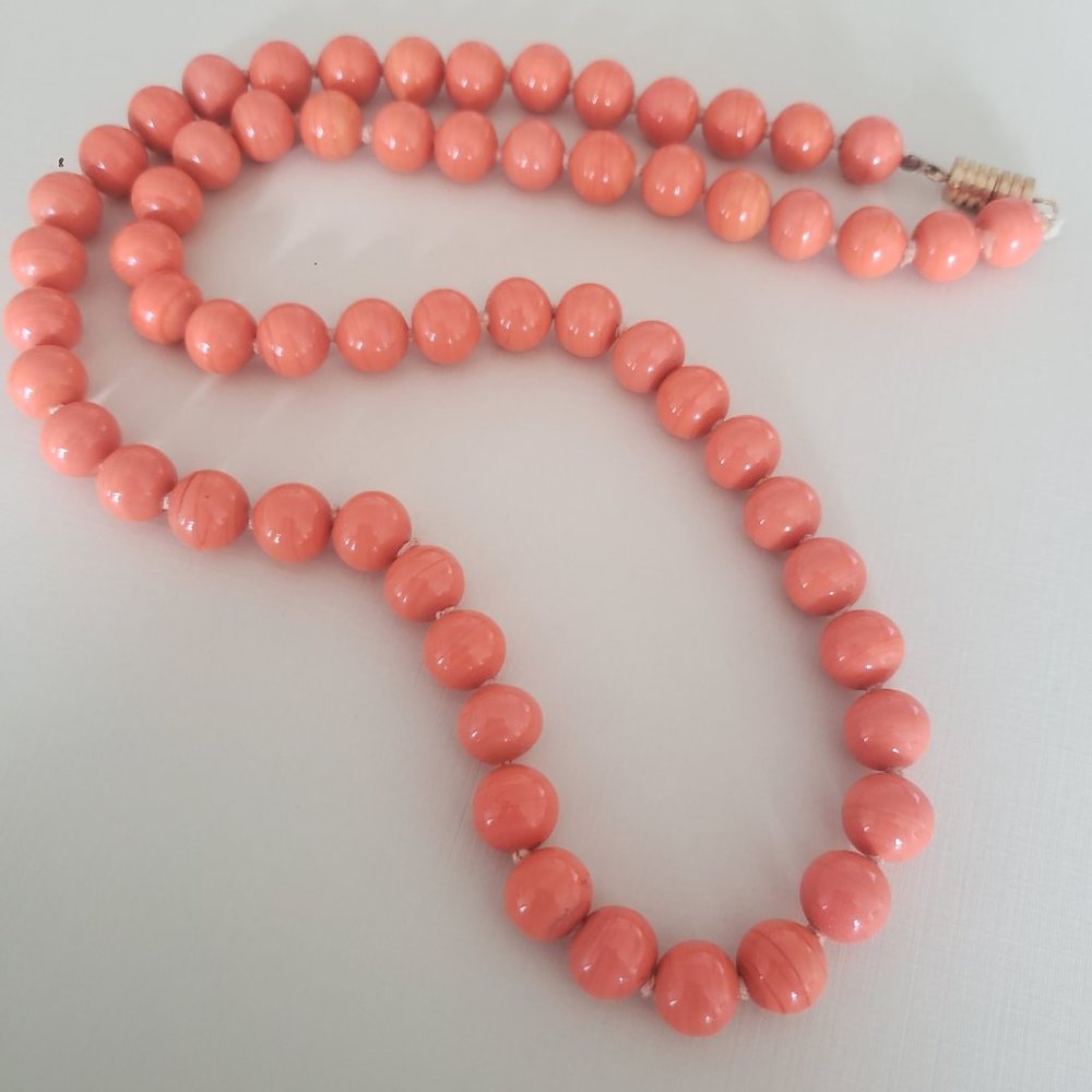 Coral Orange Necklace - Picture 5 of 9